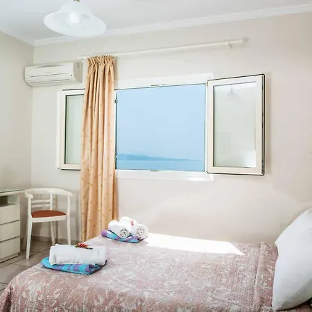 Selini Nisaki (Corfu)